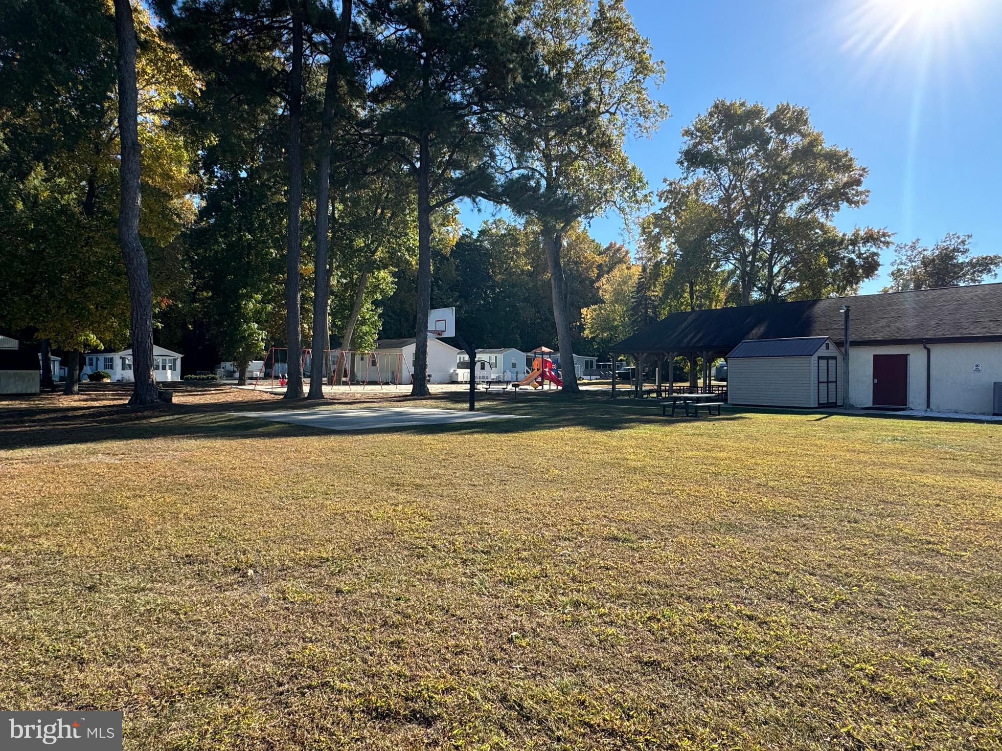 WHITE HORSE PARK I - Residential