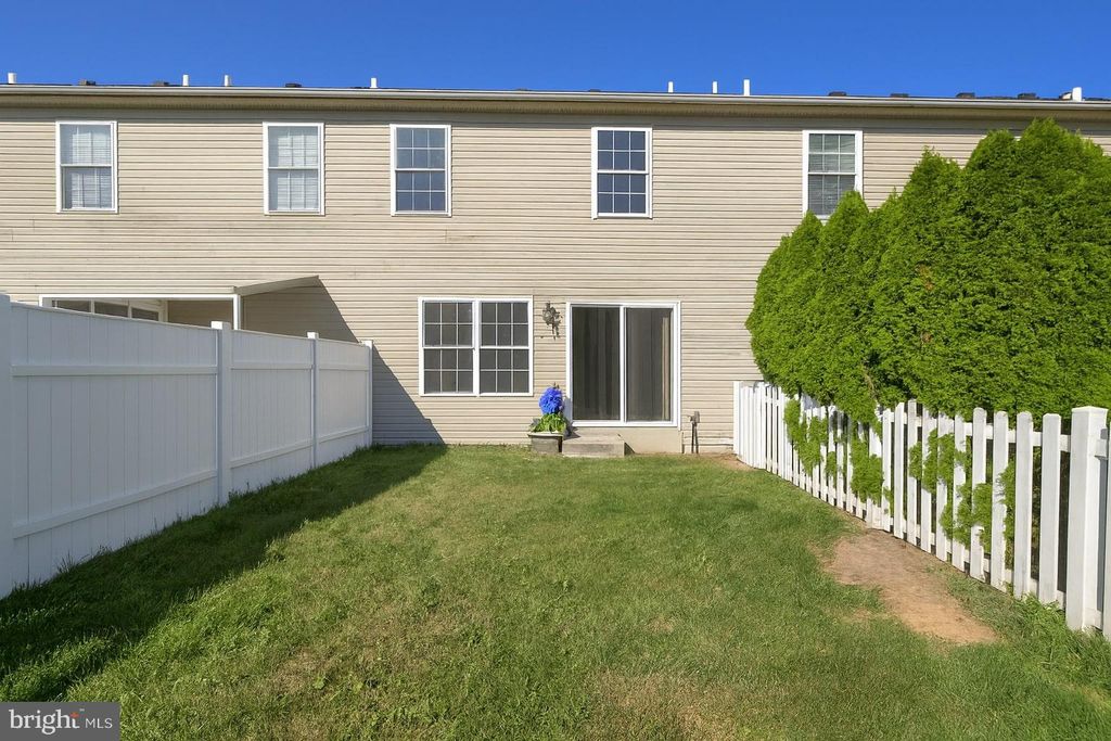 Photo of 1716 Brookstone Drive, ALBURTIS, PA 18011 (MLS # PALH2013654)