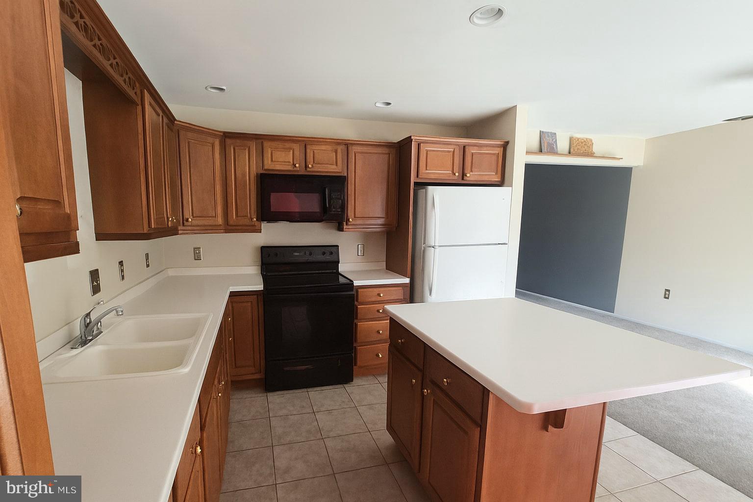 HERITAGE HEIGHTS - Residential