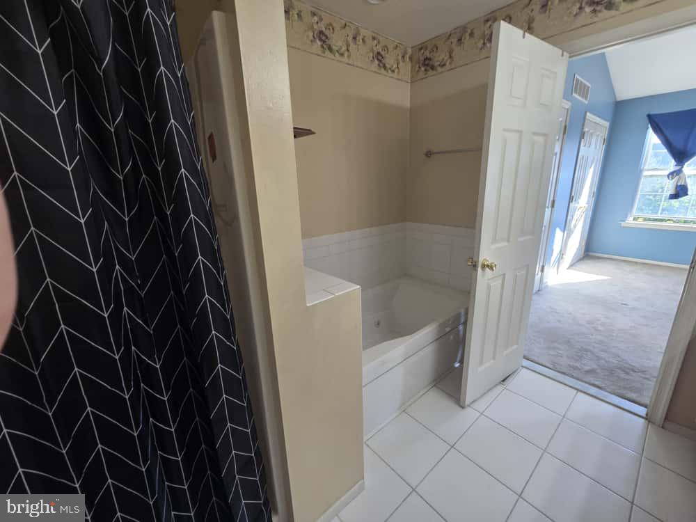 HERITAGE HEIGHTS - Residential