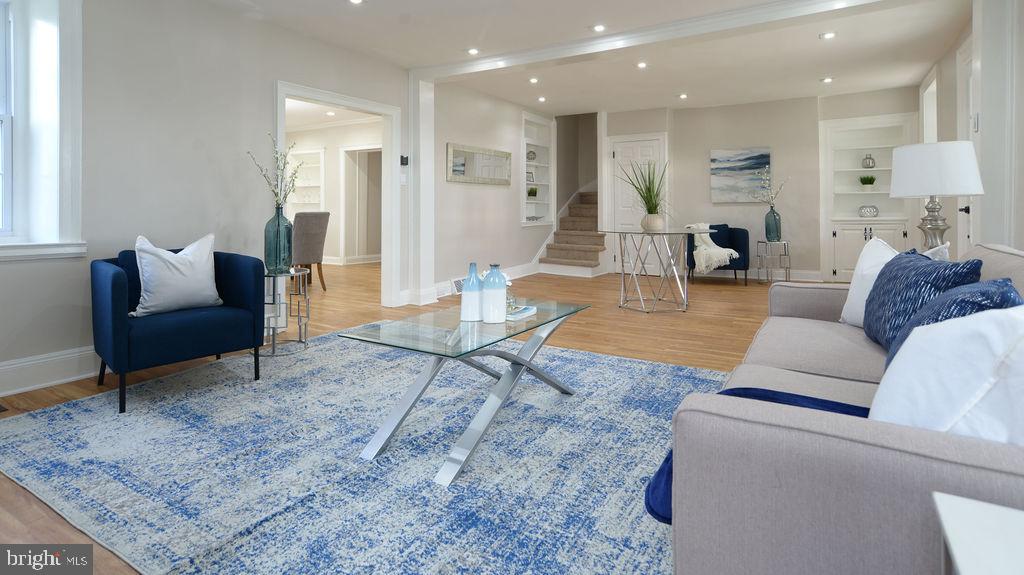 DELMAR VILLAGE - Residential