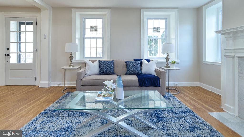 DELMAR VILLAGE - Residential