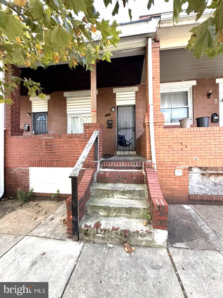 Photo of 618 N Ellwood Avenue, BALTIMORE, MD 21205 (MLS # MDBA2235786)