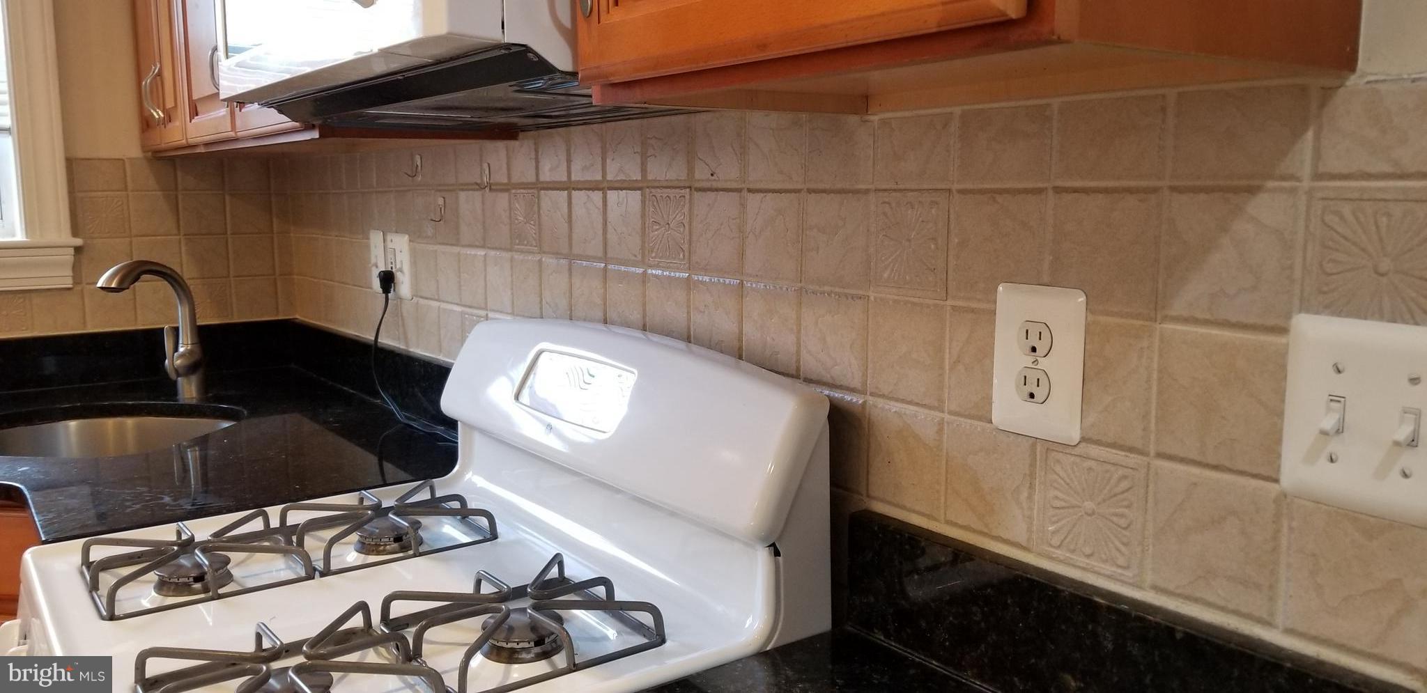 PT ROCKVILLE TWN RES 1 - Residential