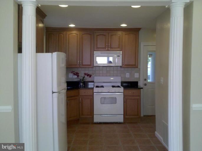 PT ROCKVILLE TWN RES 1 - Residential