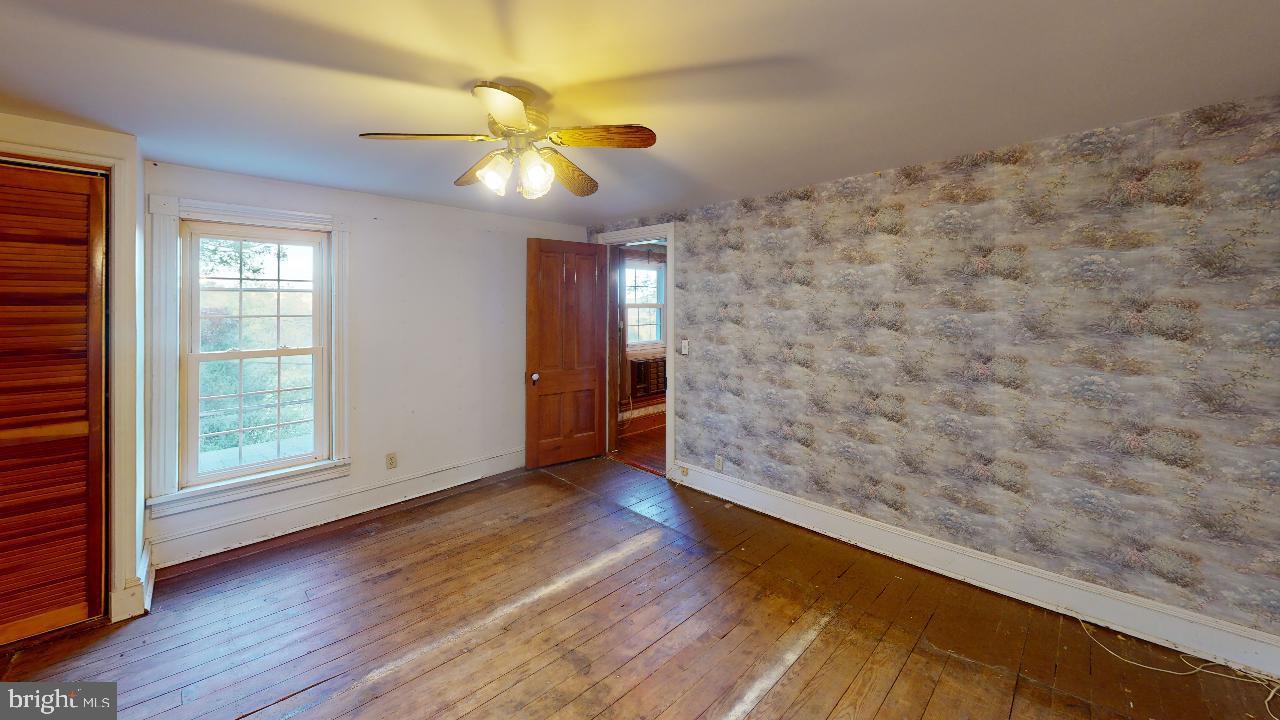 RIDGEVILLE - Residential