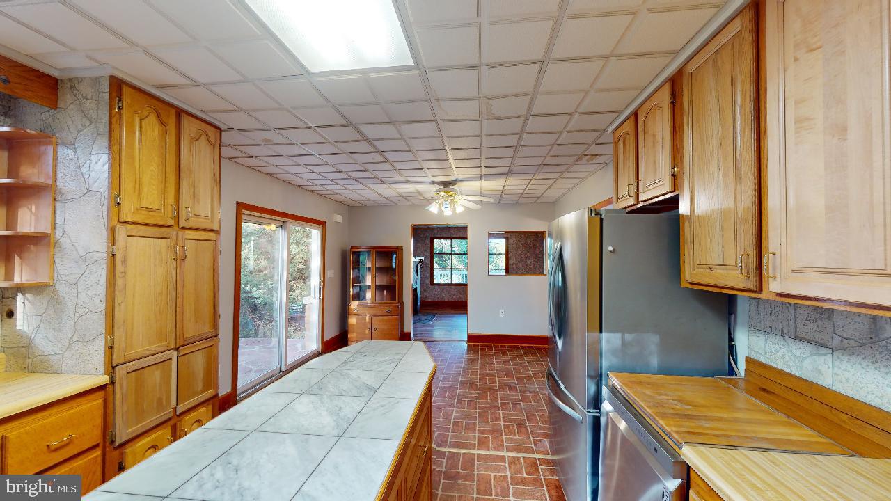 RIDGEVILLE - Residential