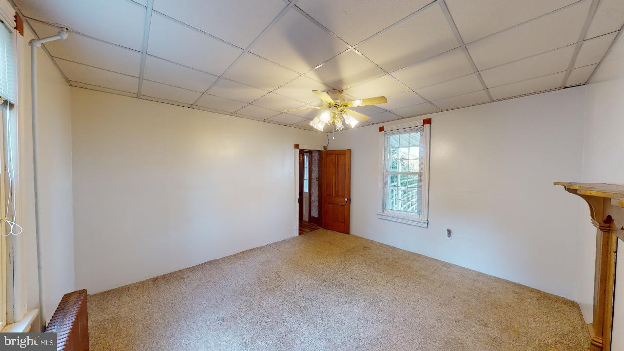 RIDGEVILLE - Residential