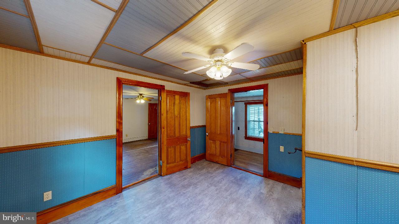 RIDGEVILLE - Residential