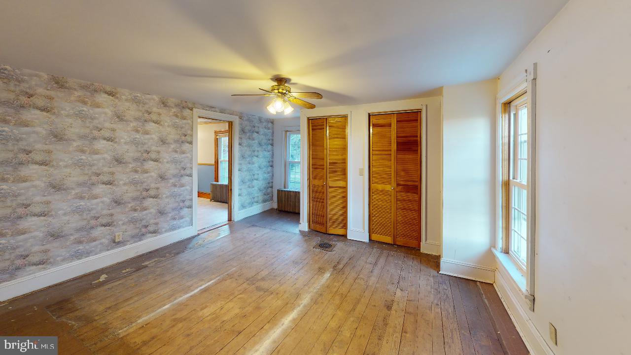 RIDGEVILLE - Residential