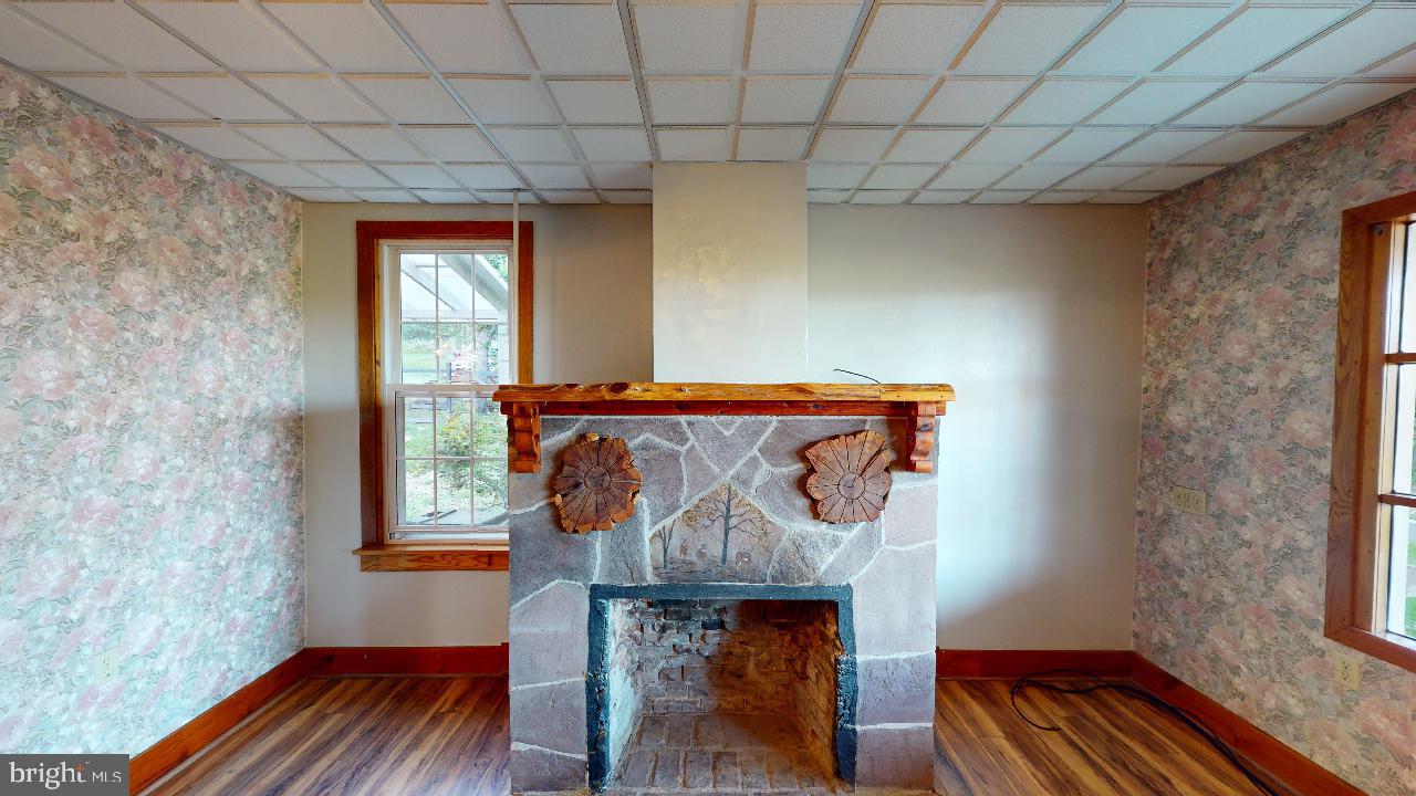 RIDGEVILLE - Residential