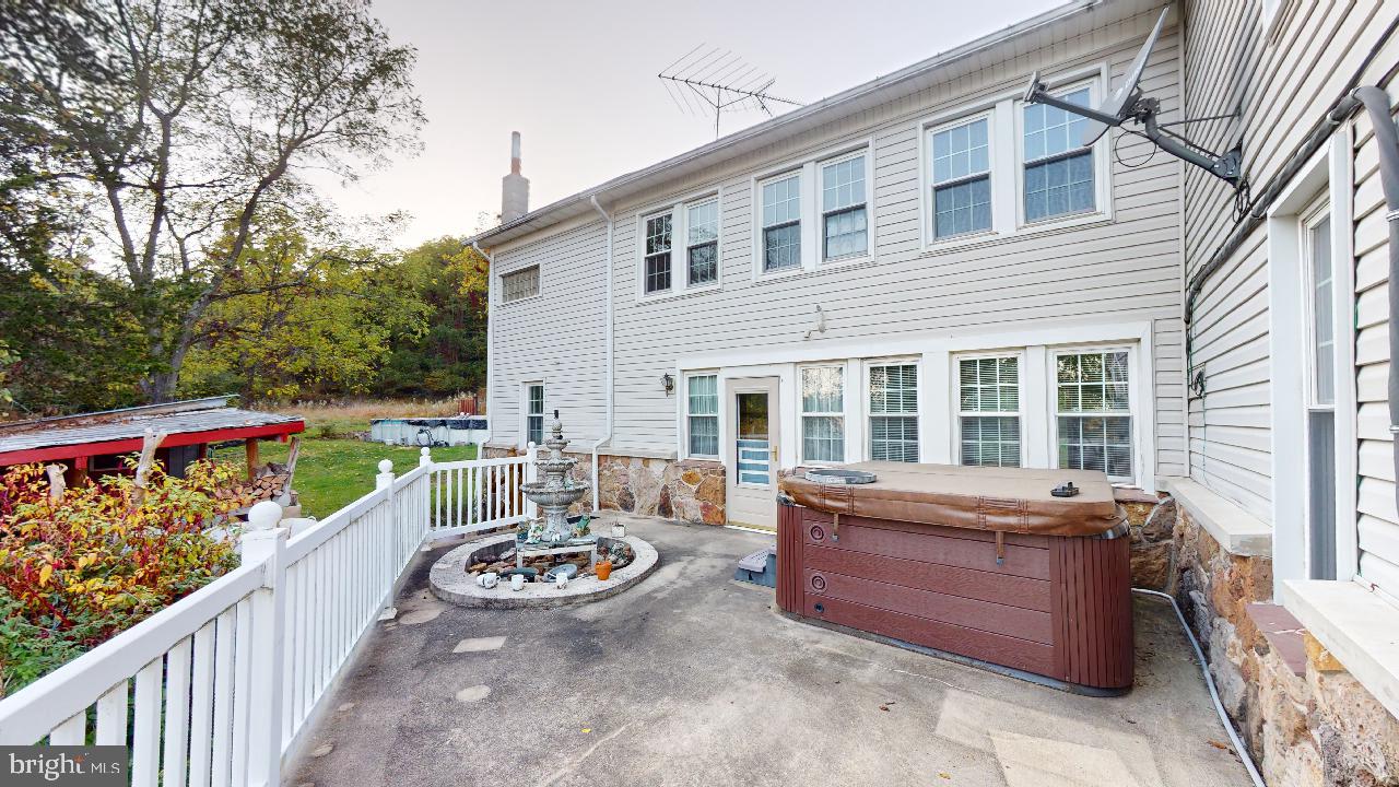 RIDGEVILLE - Residential