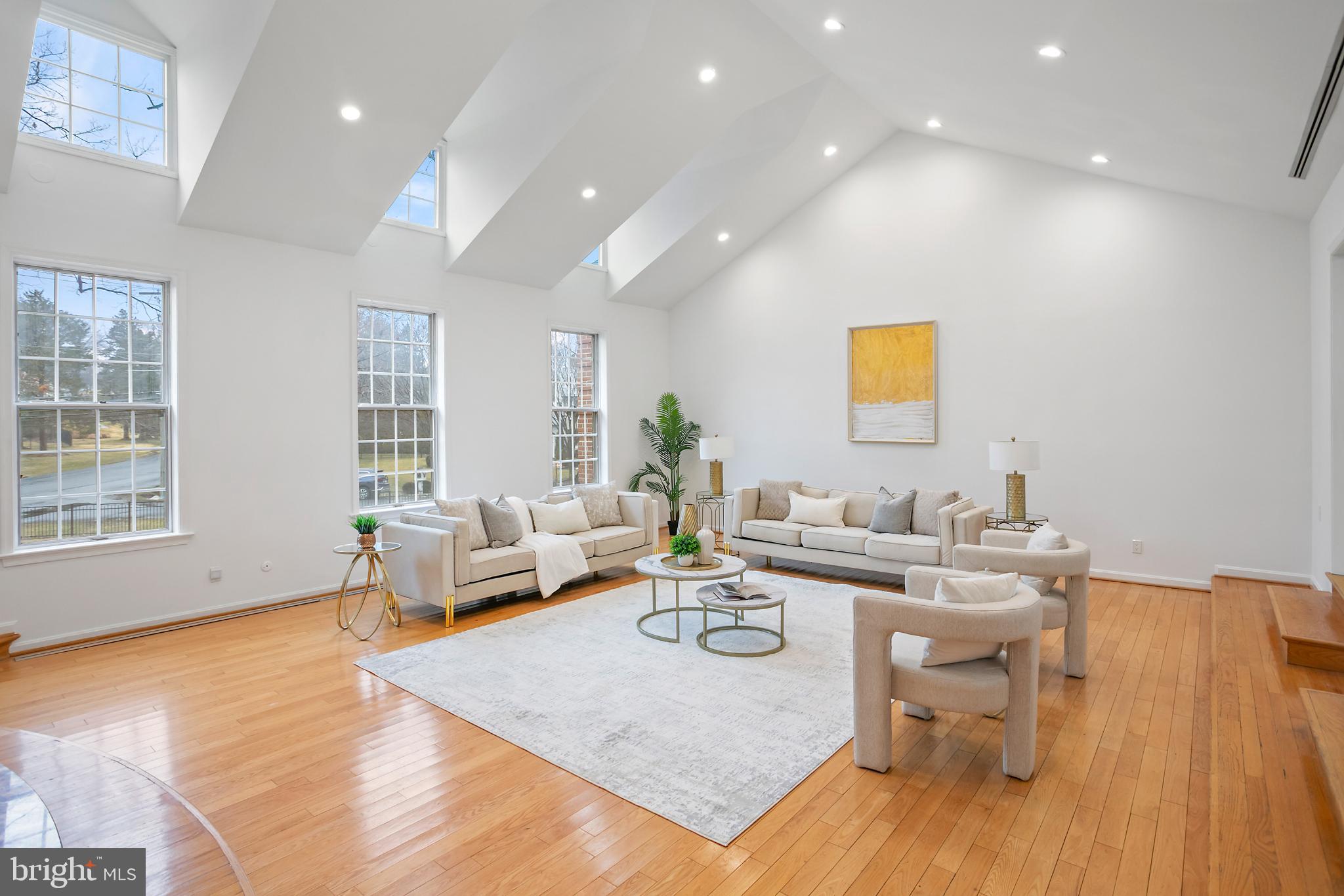 MCAULEY PARK - Residential