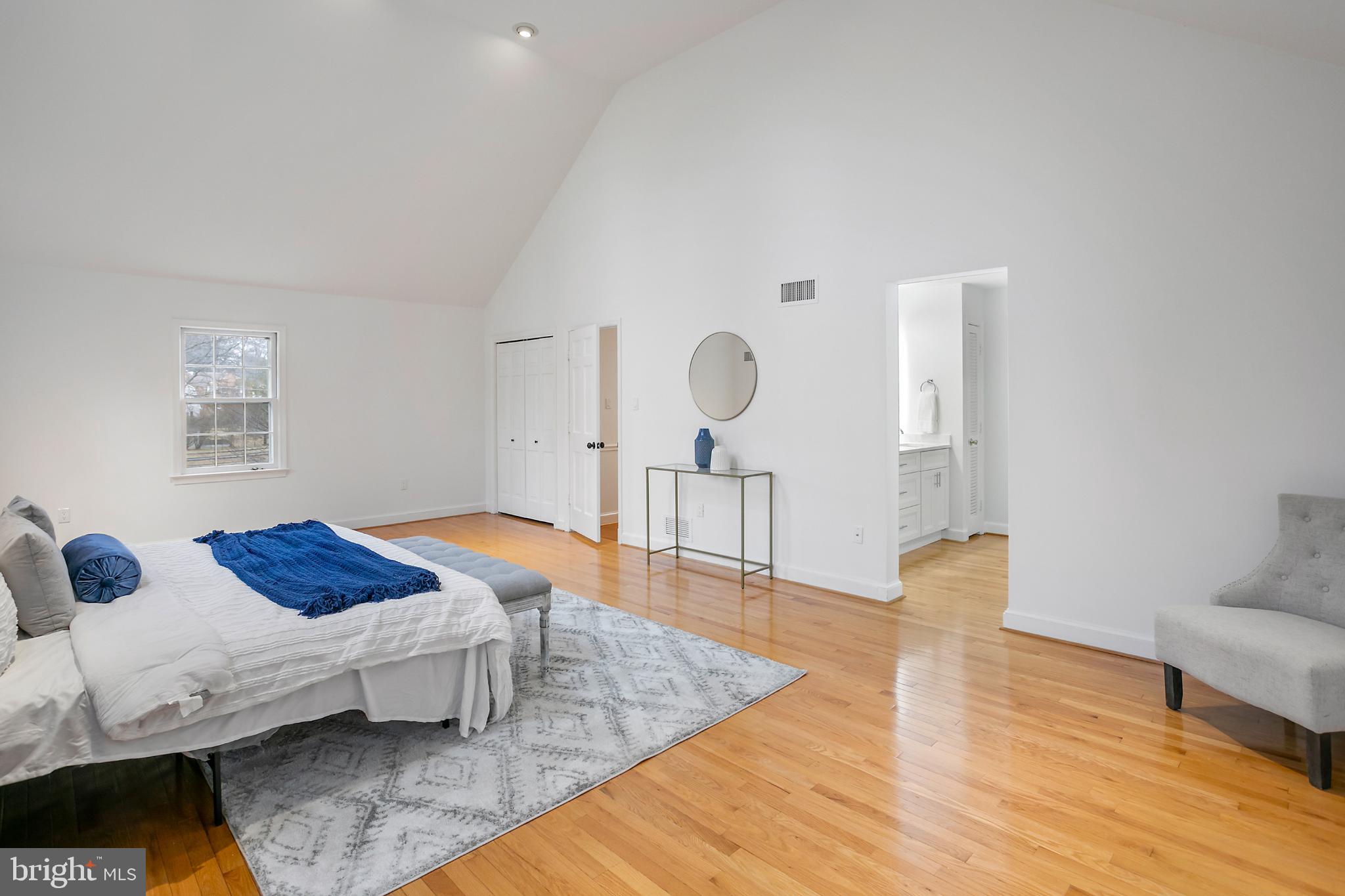 MCAULEY PARK - Residential