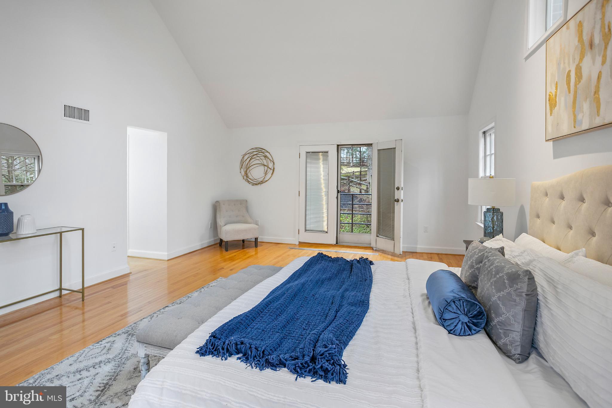 MCAULEY PARK - Residential