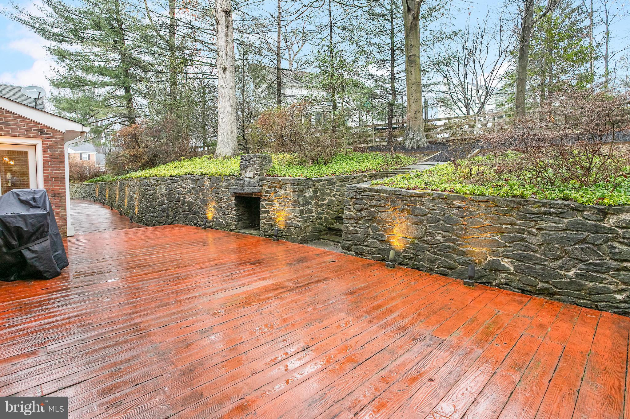 MCAULEY PARK - Residential