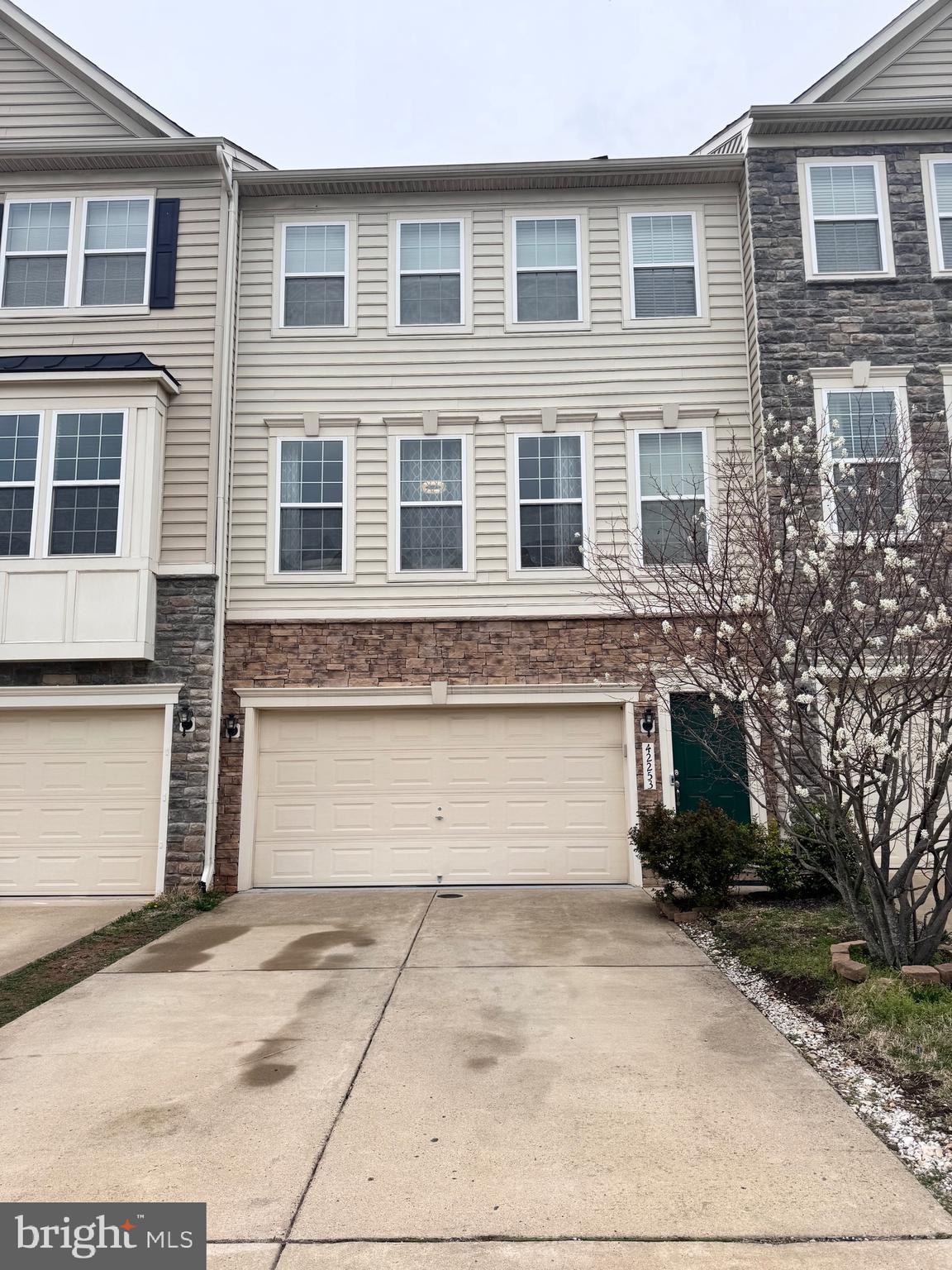 PROVIDENCE GLEN - Residential Lease