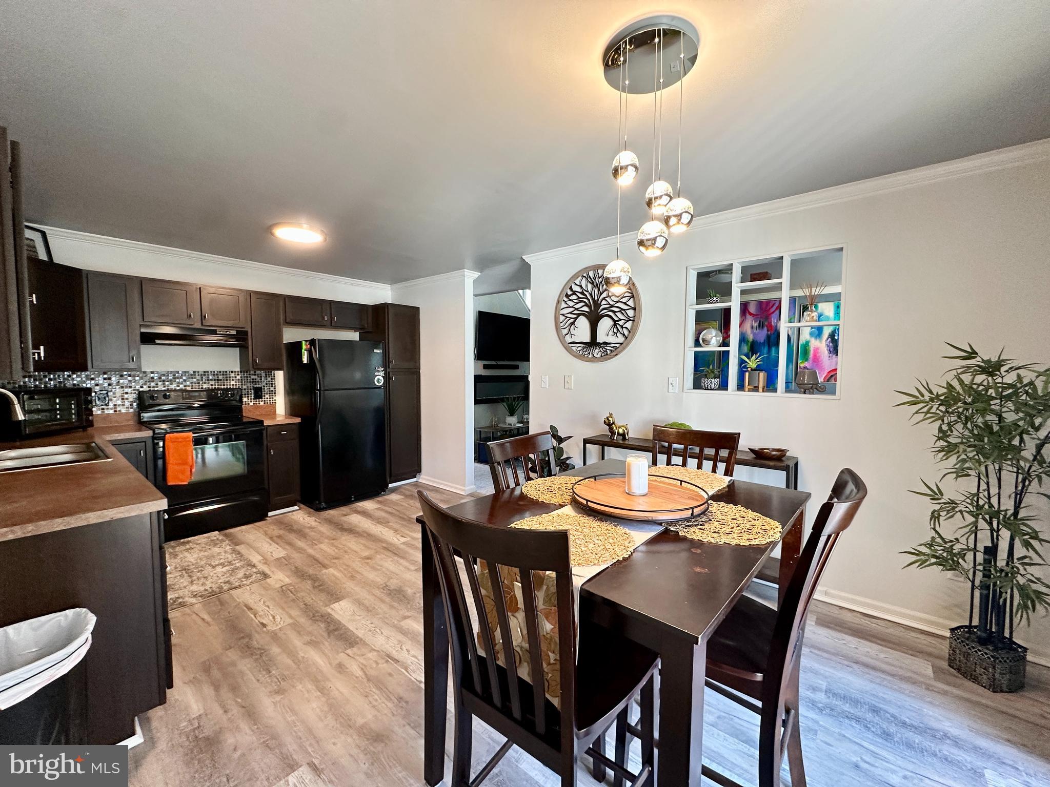 FOX RIDGE - Residential