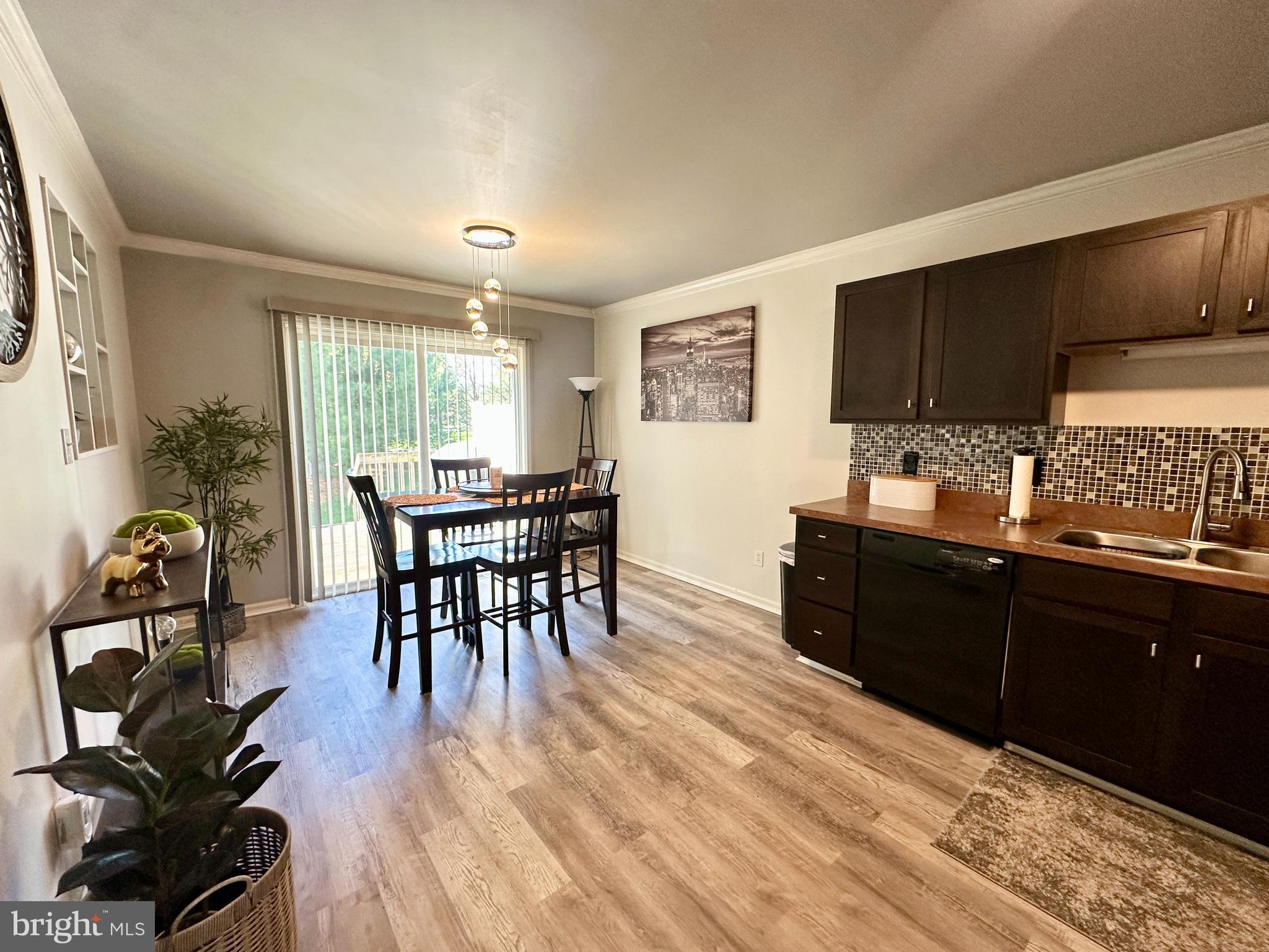 FOX RIDGE - Residential