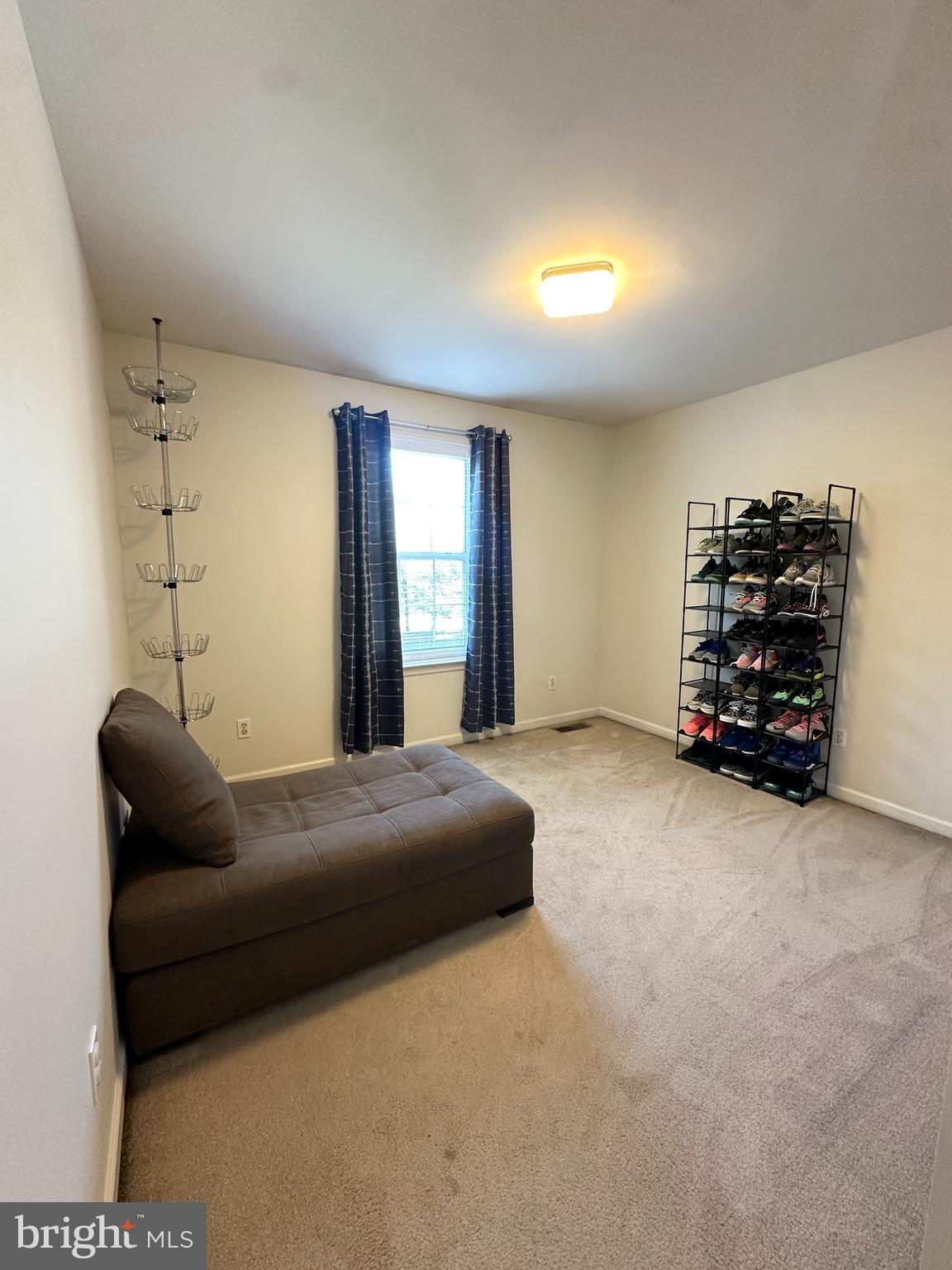 FOX RIDGE - Residential