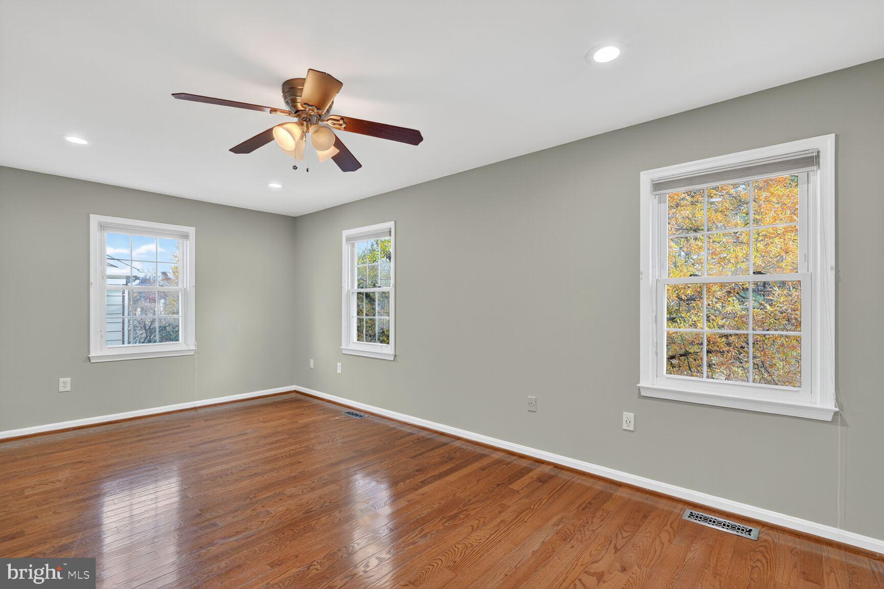 BETHELEN WOODS - Residential