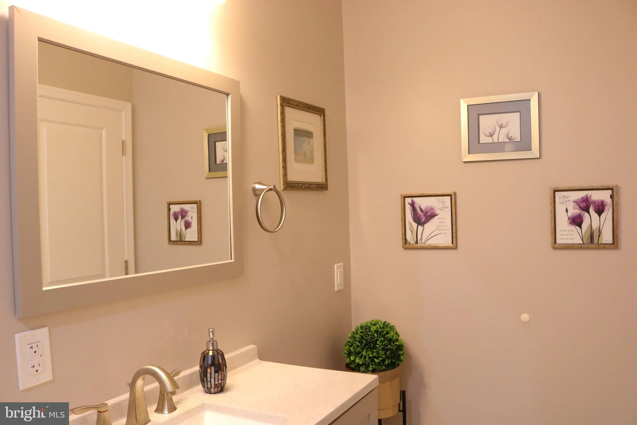 Philadelphia, Pennsylvania 19121, United States, 8 Bedrooms Bedrooms, ,8 BathroomsBathrooms,Residential,Active,100763