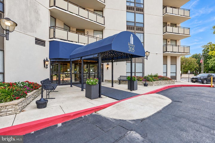 Photo 1 of 44 — 205 E JOPPA ROAD E 2506, TOWSON, MD 21286
