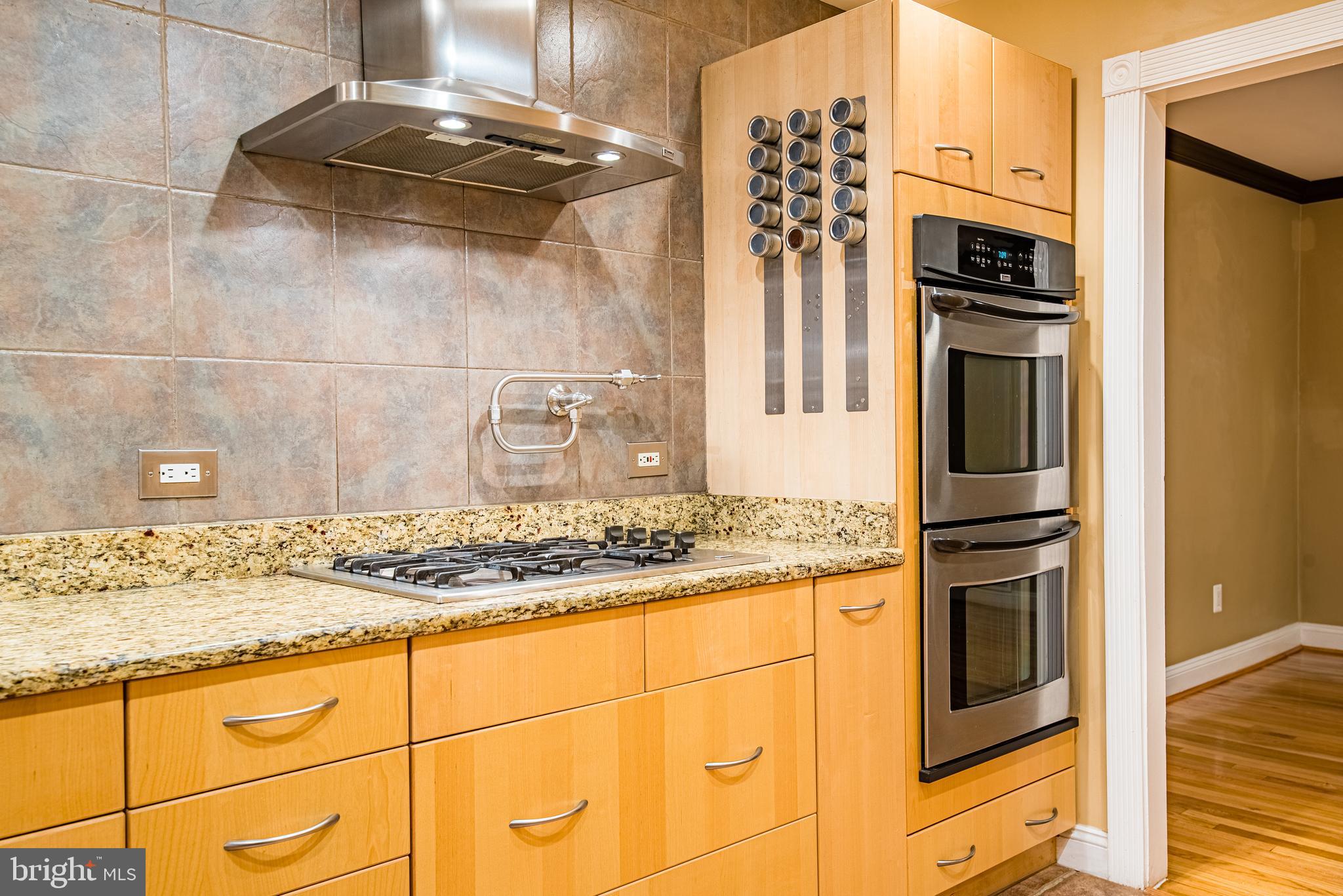 GLENMONT VILLAGE - Residential