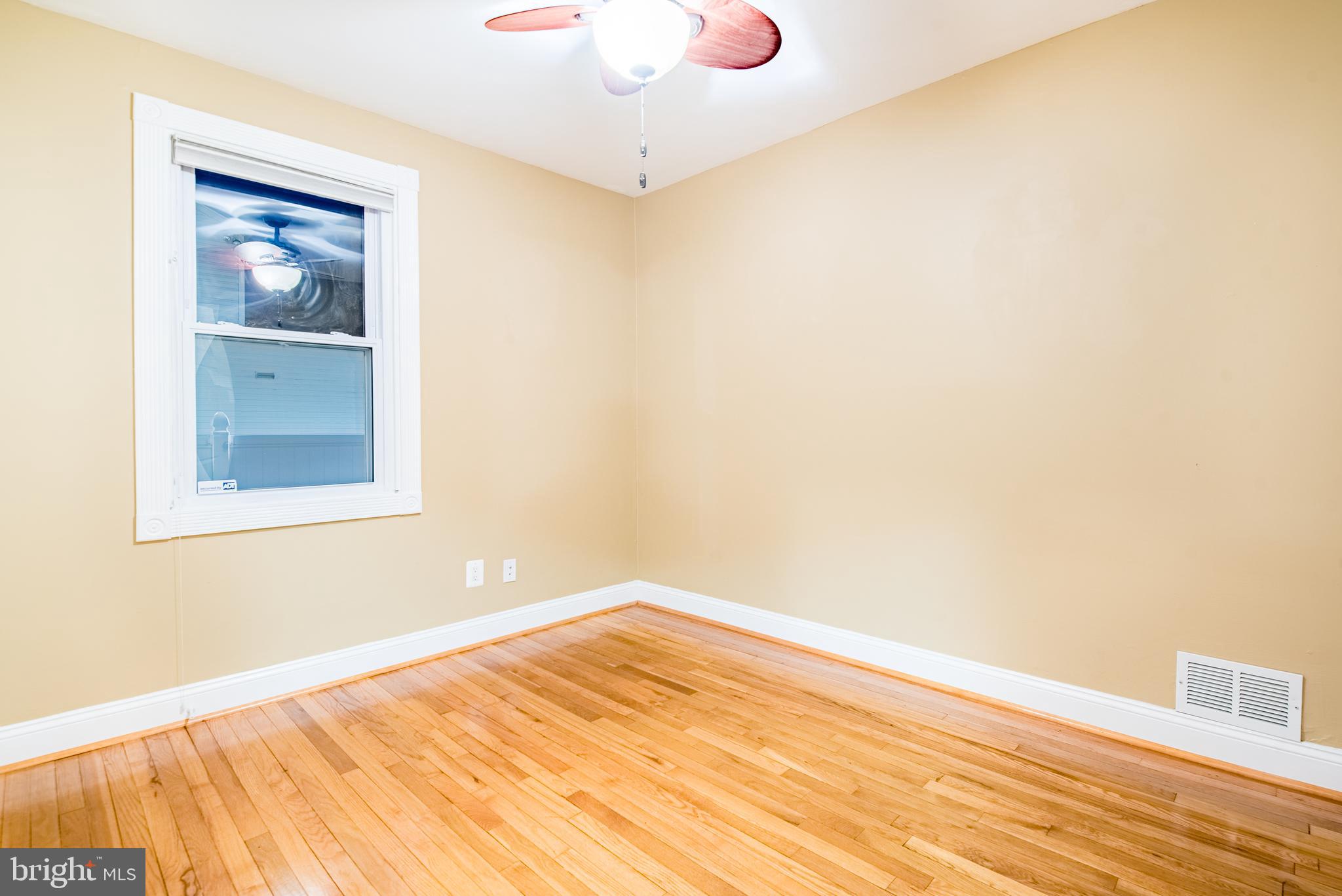 GLENMONT VILLAGE - Residential