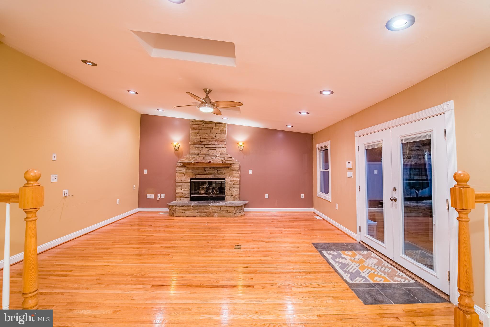 GLENMONT VILLAGE - Residential