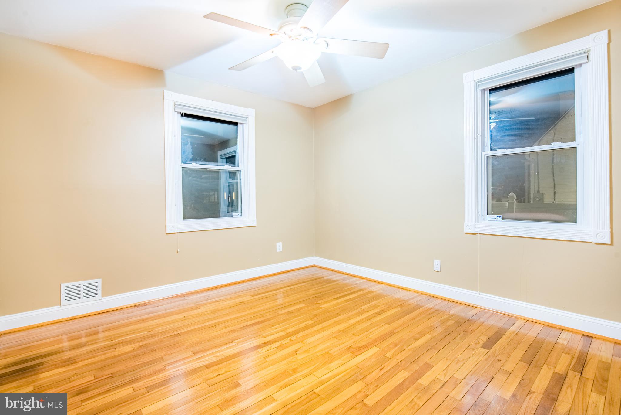 GLENMONT VILLAGE - Residential