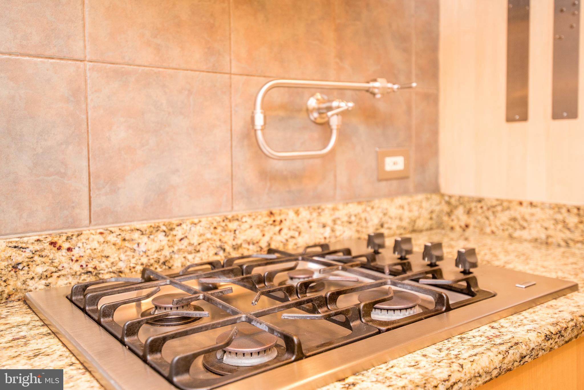 GLENMONT VILLAGE - Residential