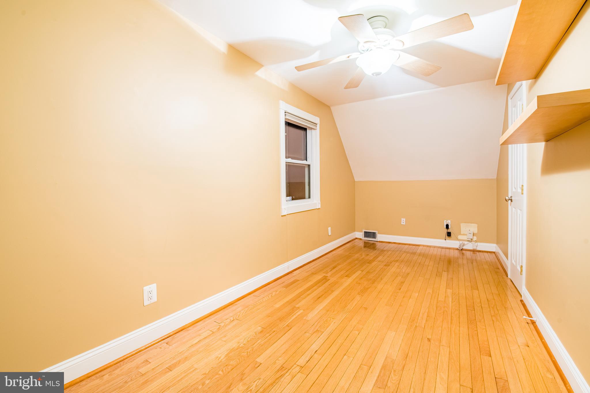 GLENMONT VILLAGE - Residential