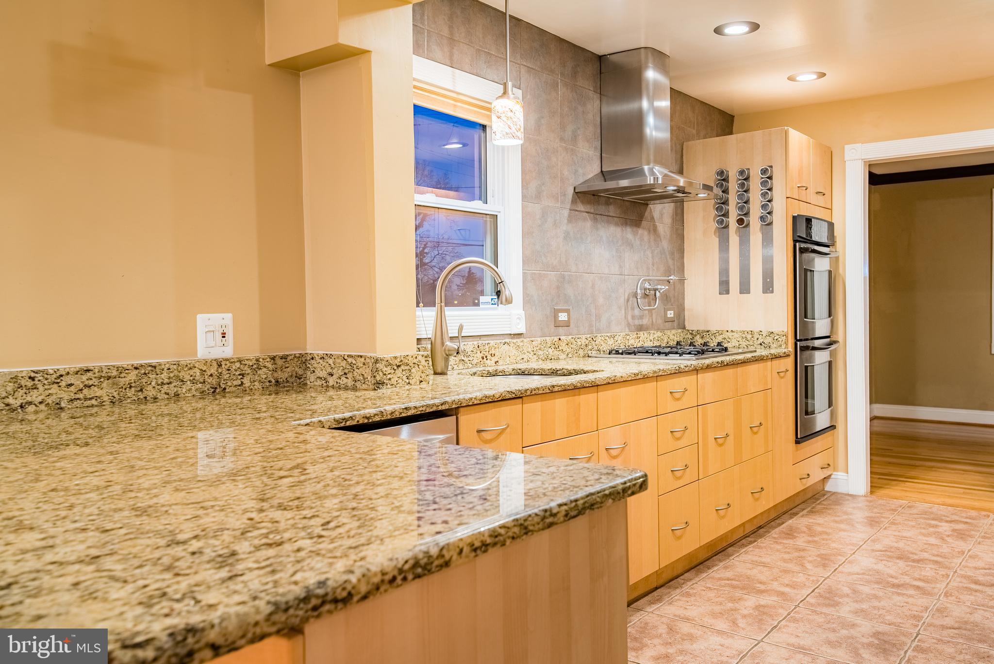 GLENMONT VILLAGE - Residential