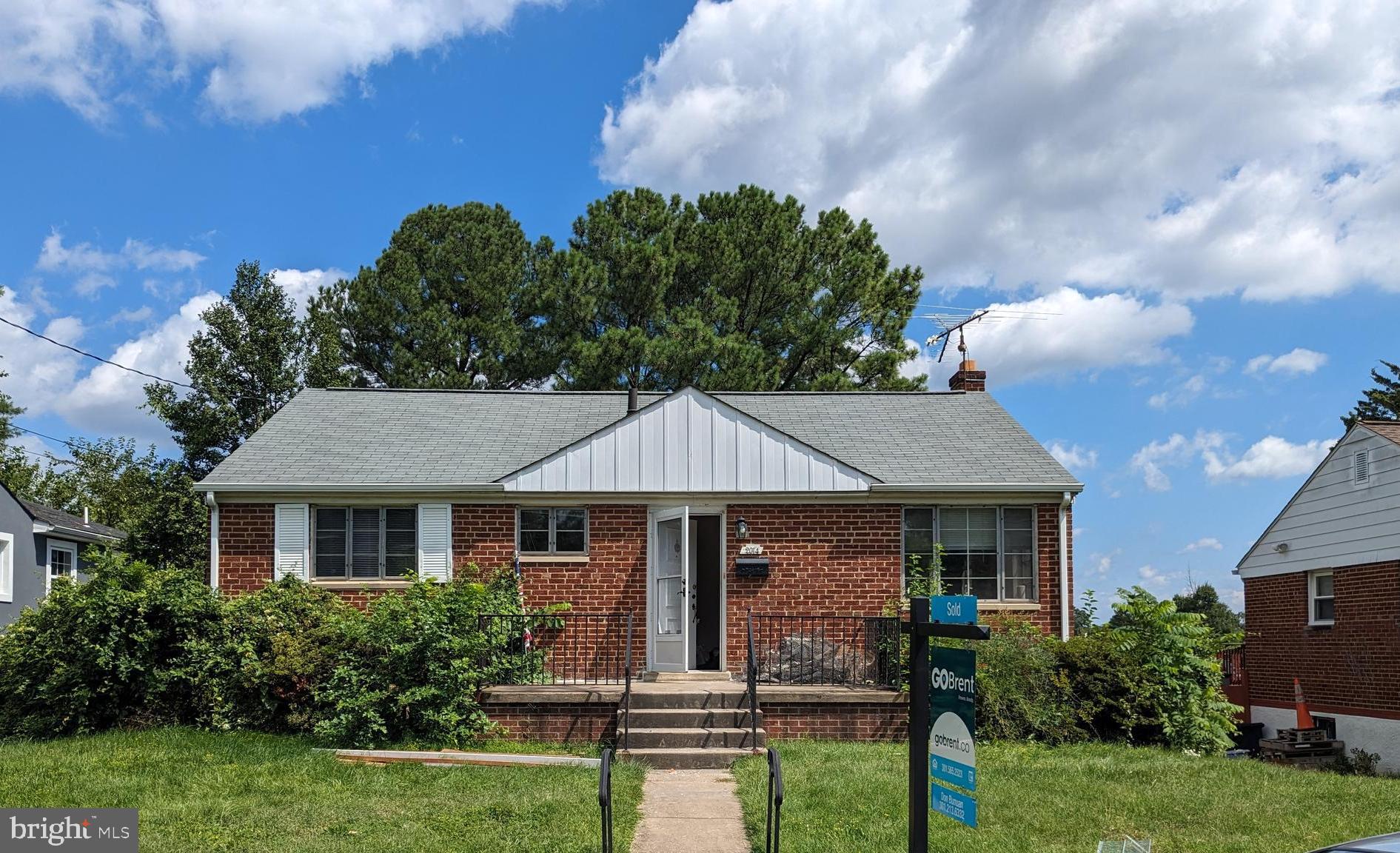 RIGGS TERRACE - Residential