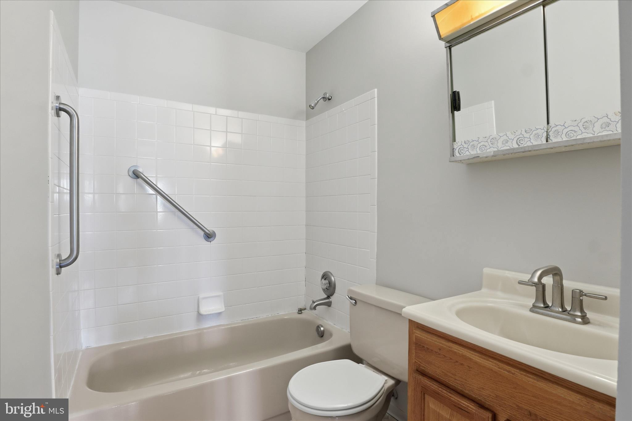 DALE CITY - Residential