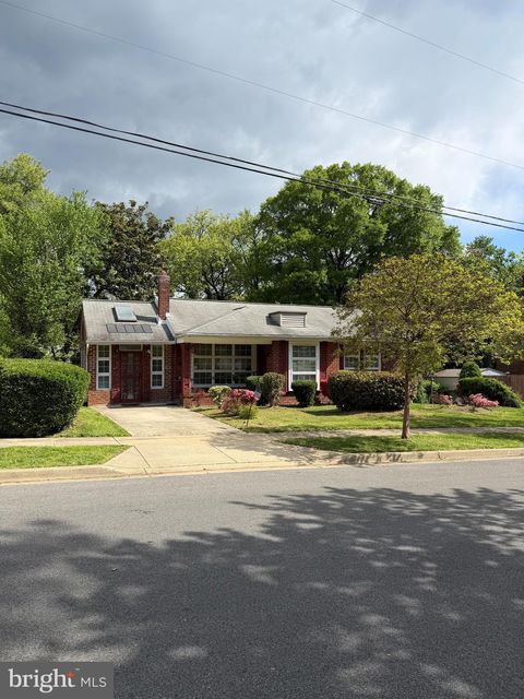 Homes For Sale - 6239 87th Avenue<br/> HYATTSVILLE, MD 20784