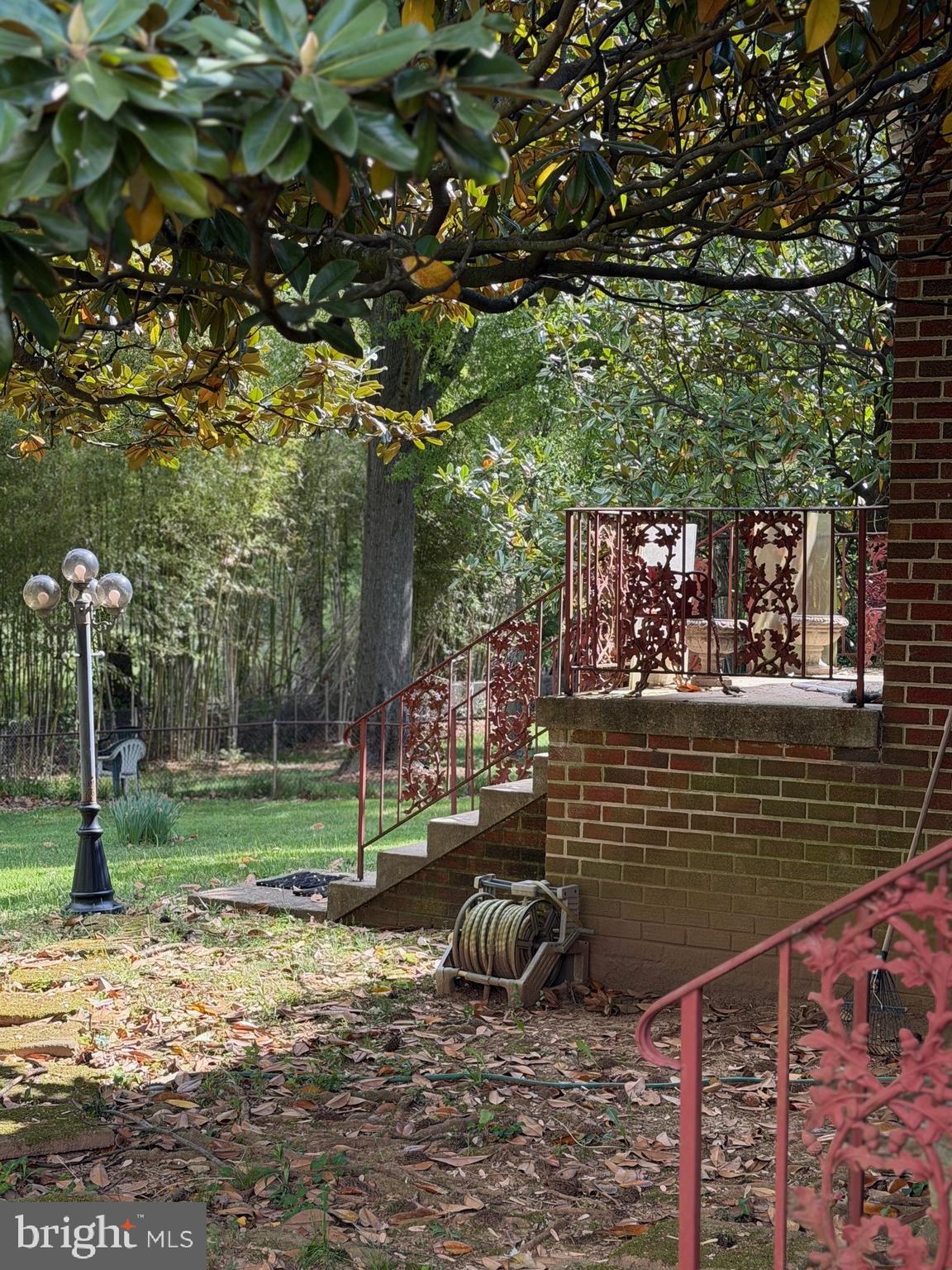 NEW CARROLLTON - Residential