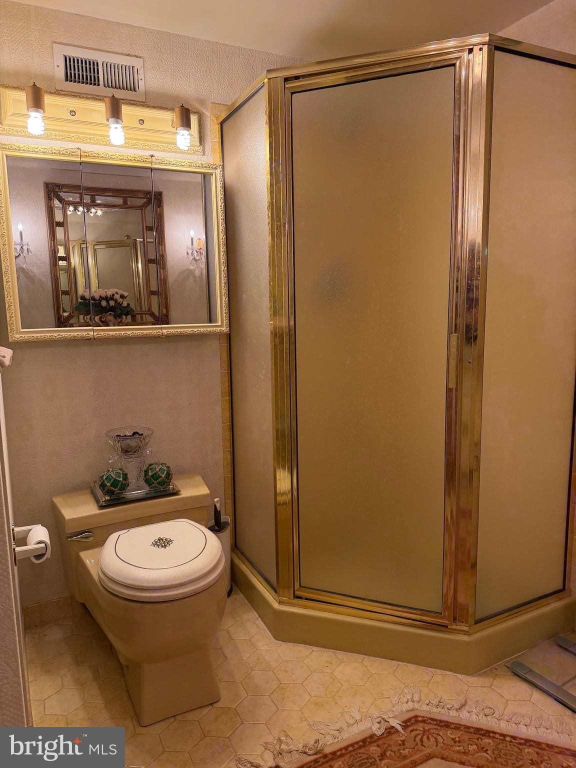 NEW CARROLLTON - Residential