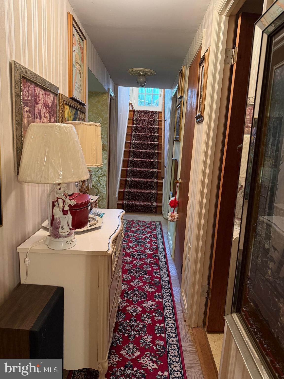 NEW CARROLLTON - Residential