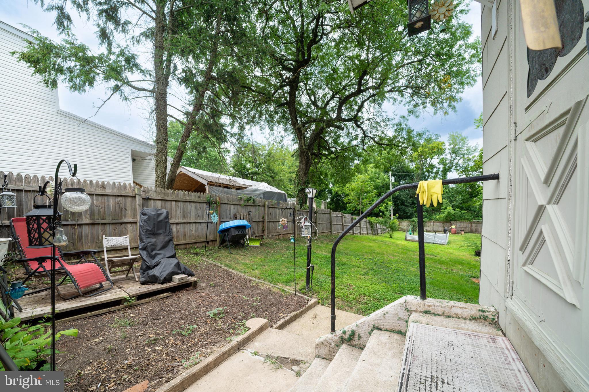 3223 STRICKLAND STREET