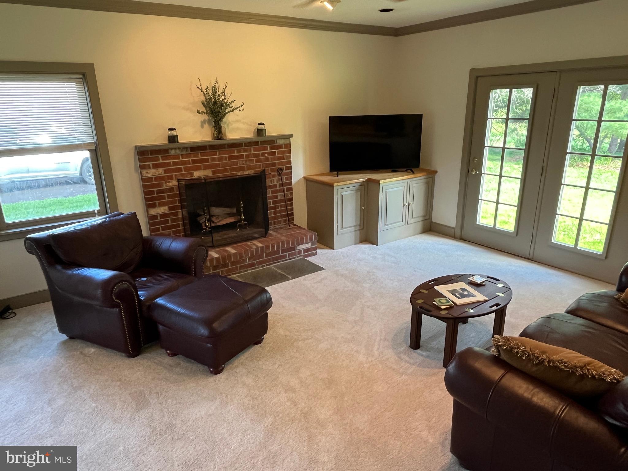 YARDLEY HUNT - Residential