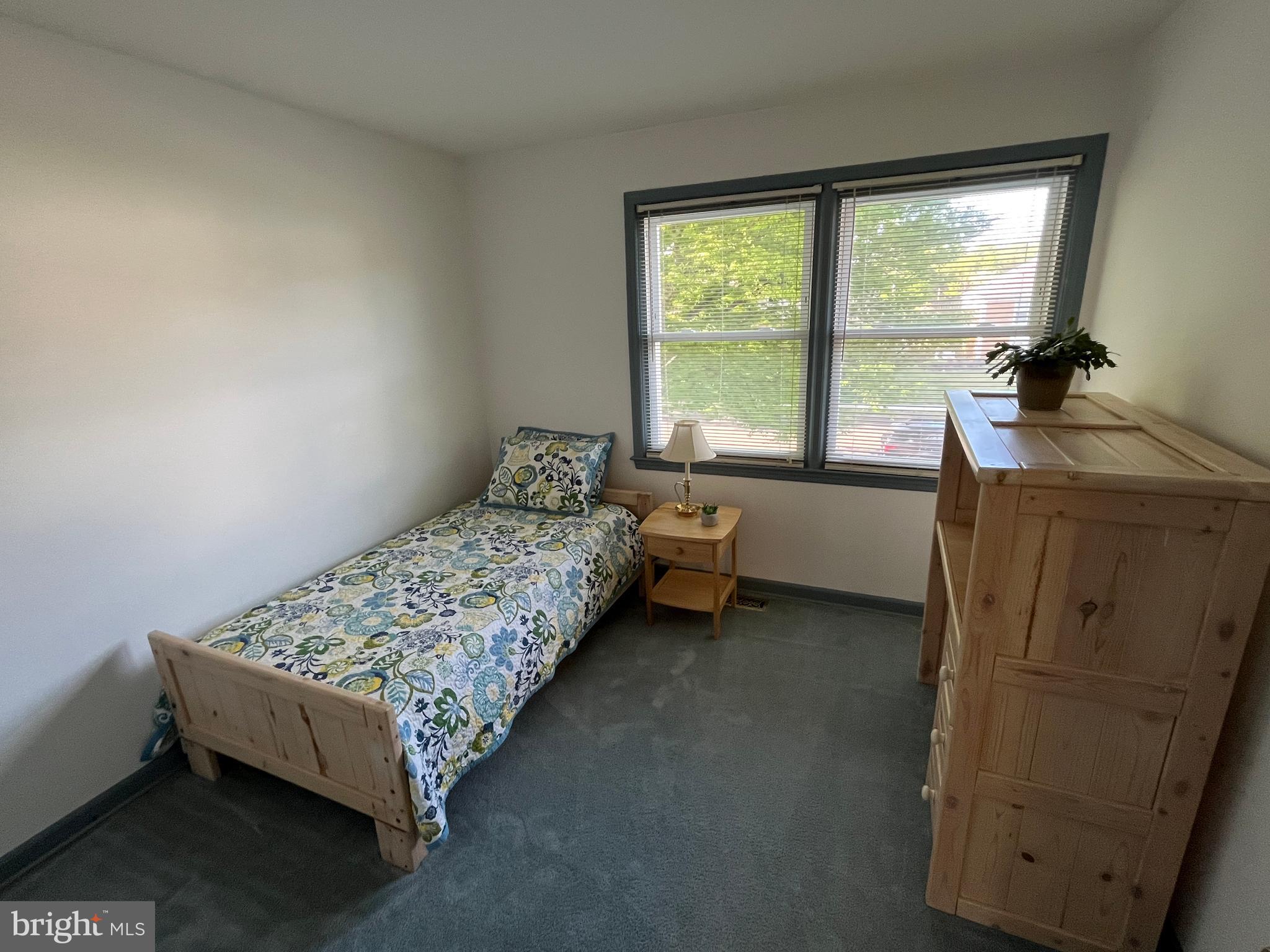 YARDLEY HUNT - Residential