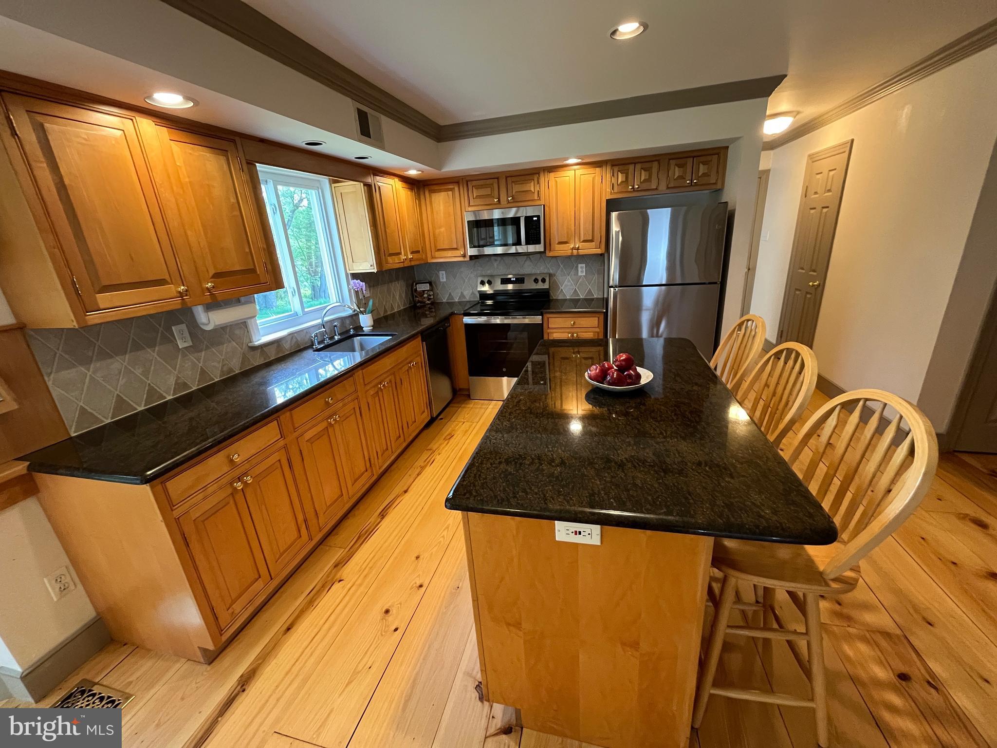 YARDLEY HUNT - Residential