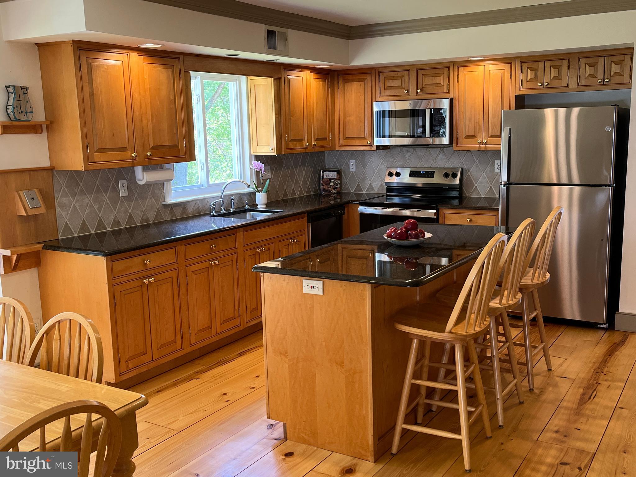 YARDLEY HUNT - Residential