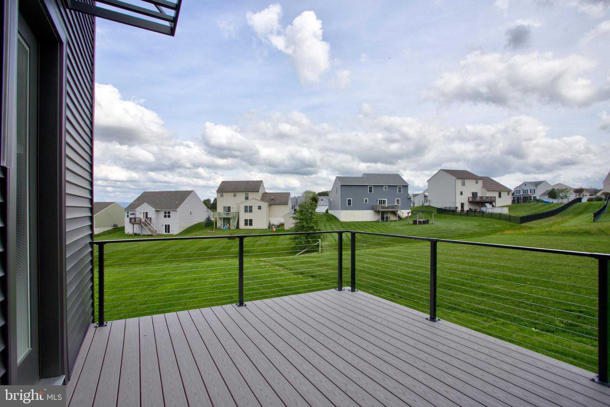 MOUNTAIN MEADOWS - Residential