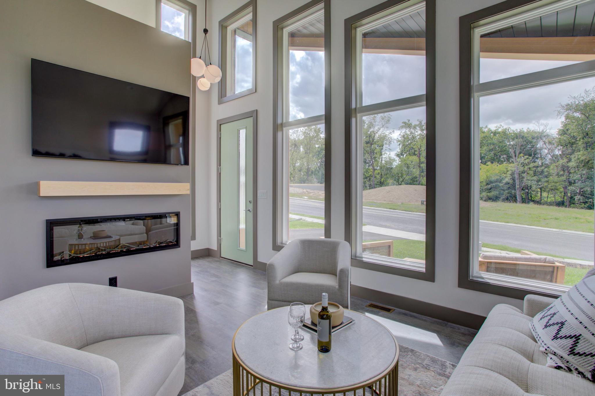 MOUNTAIN MEADOWS - Residential