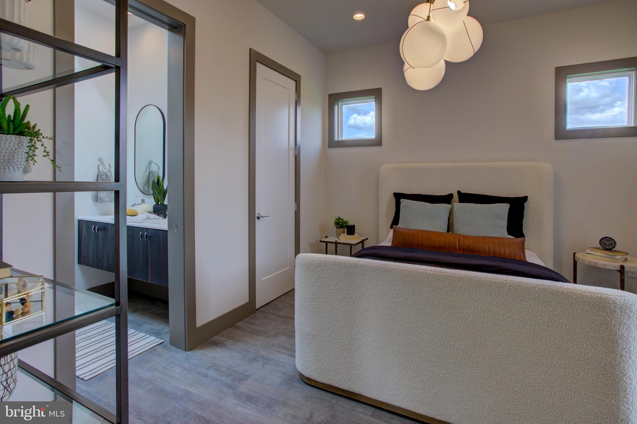 MOUNTAIN MEADOWS - Residential