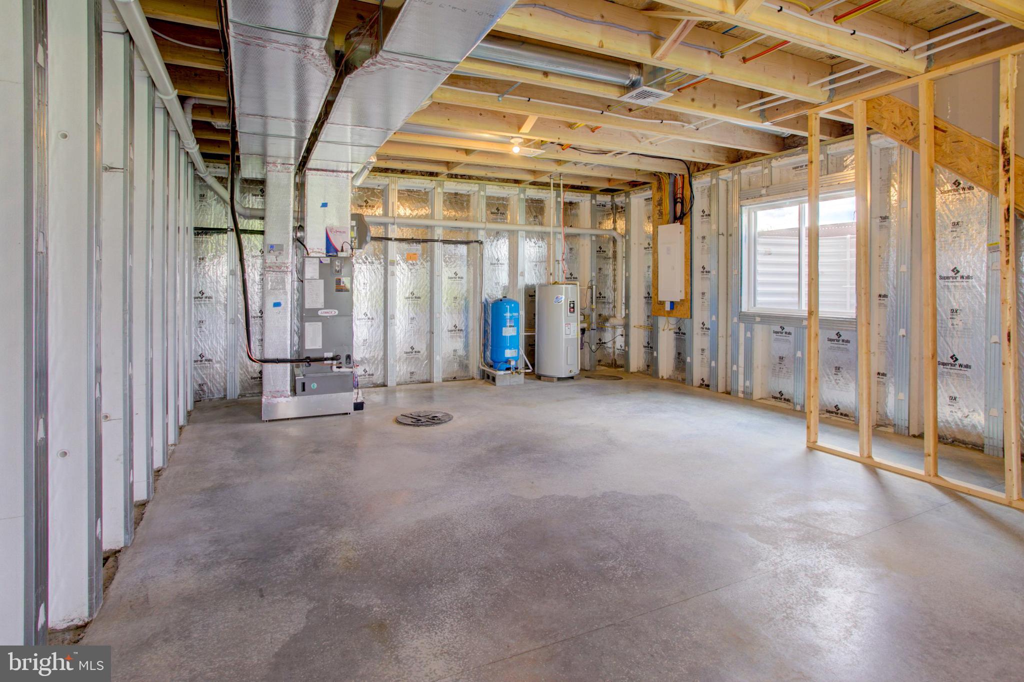 MOUNTAIN MEADOWS - Residential