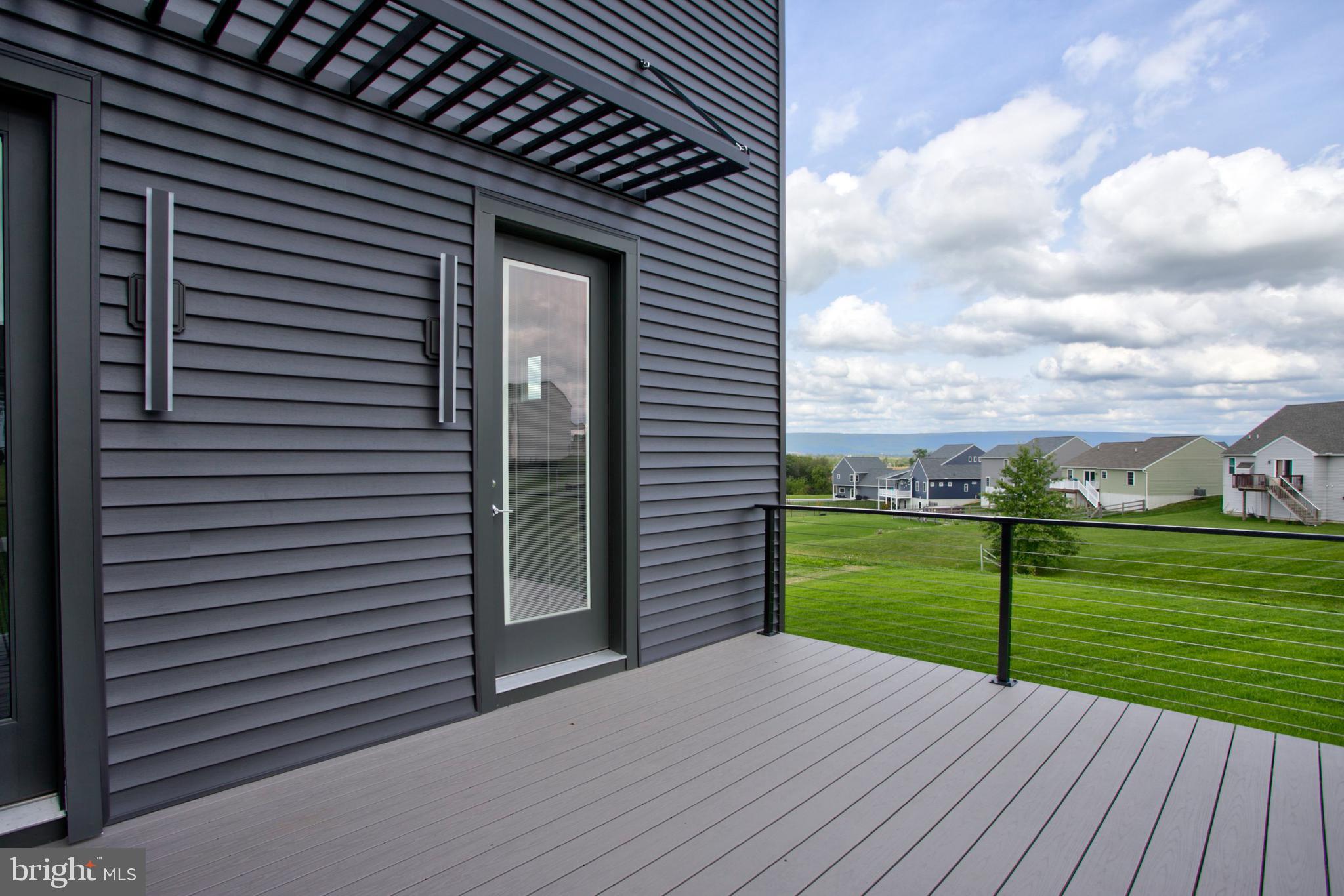 MOUNTAIN MEADOWS - Residential